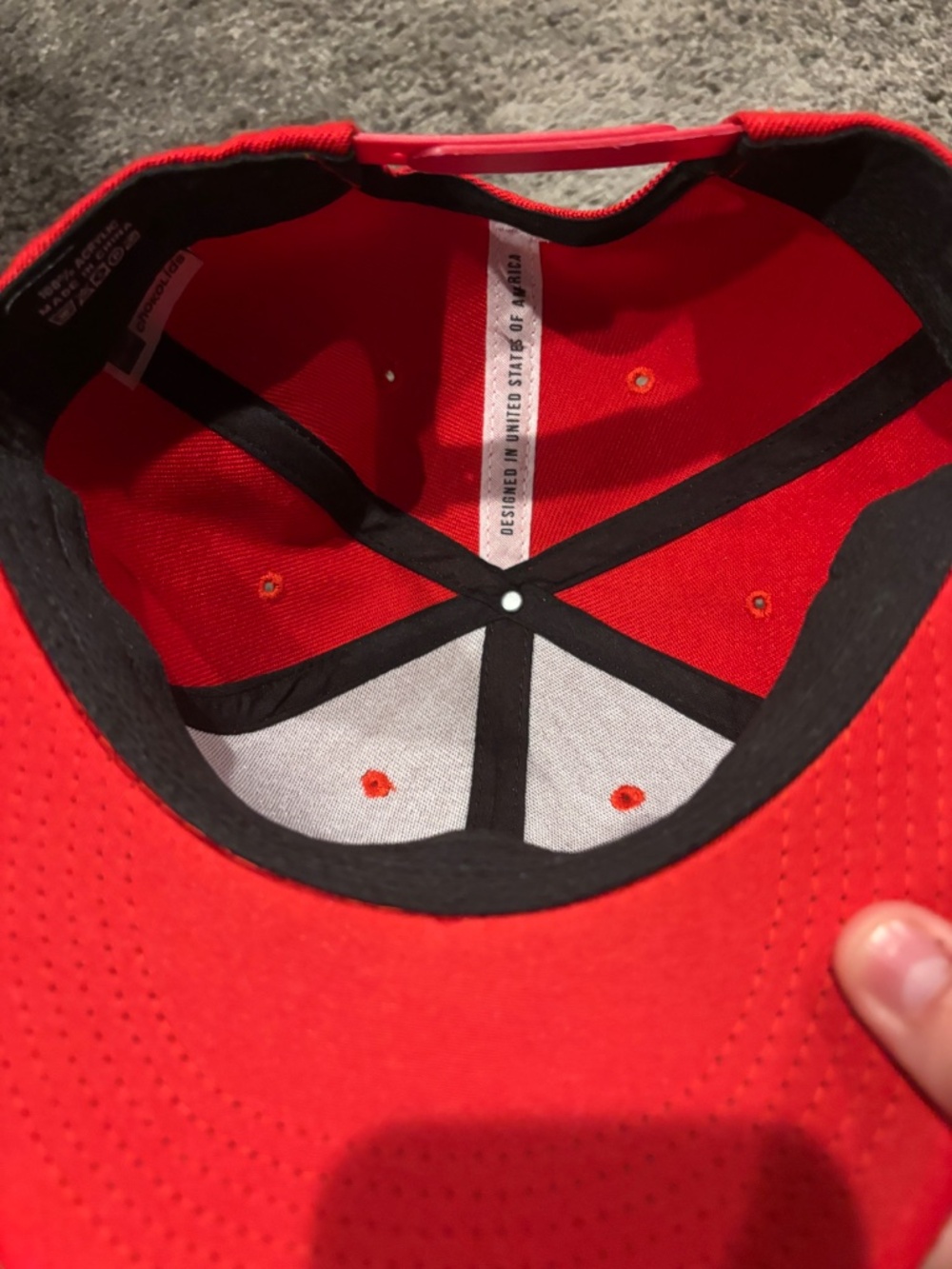 Amazon Vibrant Red Classic Hat Cap Costume Accessories - Picture 2 of 3